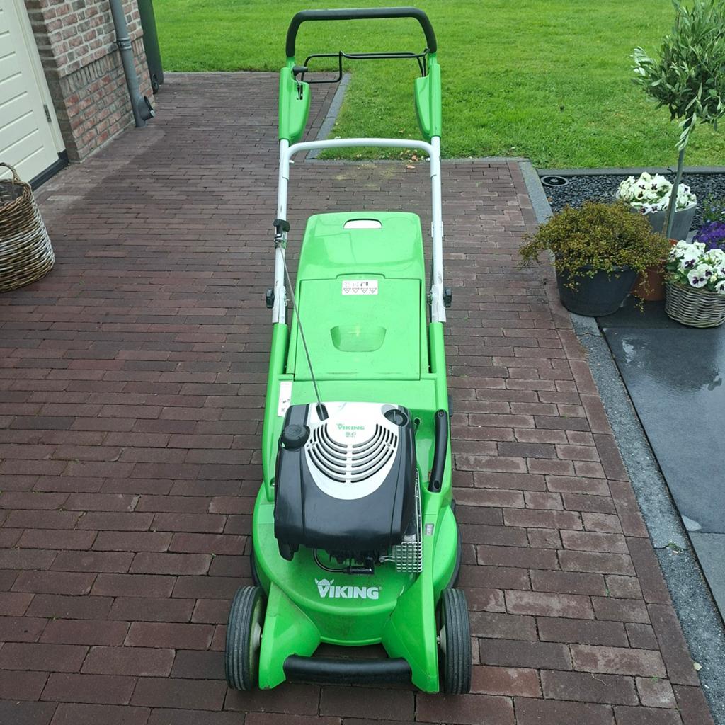 Motormaaier grasmaaier loopmaaier viking met aandrijving, Tuin en Terras, Grasmaaiers, Ophalen of Verzenden, Gebruikt, 50 cm of meer