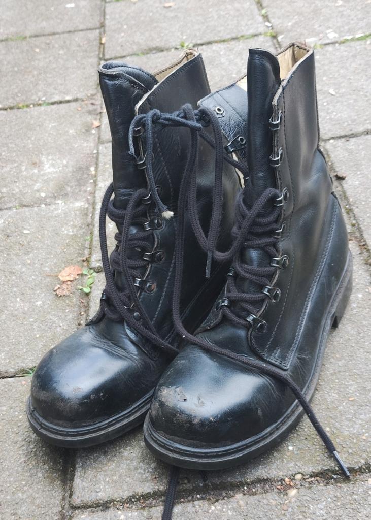 Vintage Militaire Kisten Maat 43 - Zwart Leren Boots, Kleding | Heren, Schoenen, Onbekend, Verzenden, Zwart, Boots