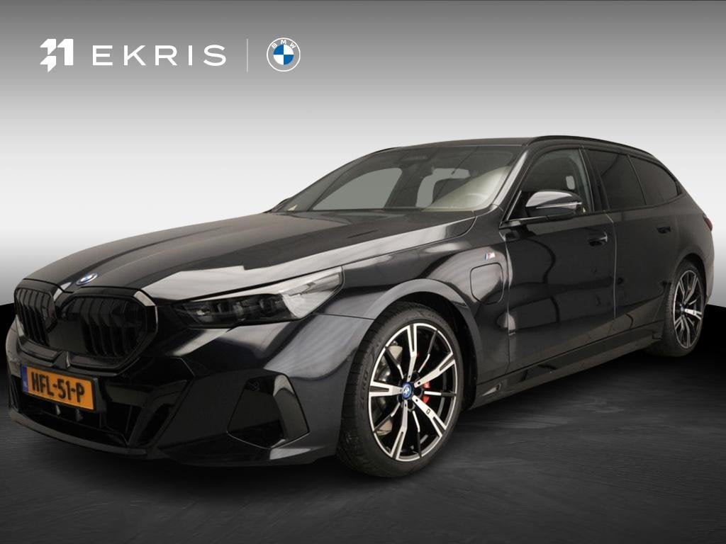 BMW 5 Serie Touring 530e | M-Sportpakket | LED | HUD | Activ, Auto's, Automaat, 4 cilinders, 135 min, Zwart