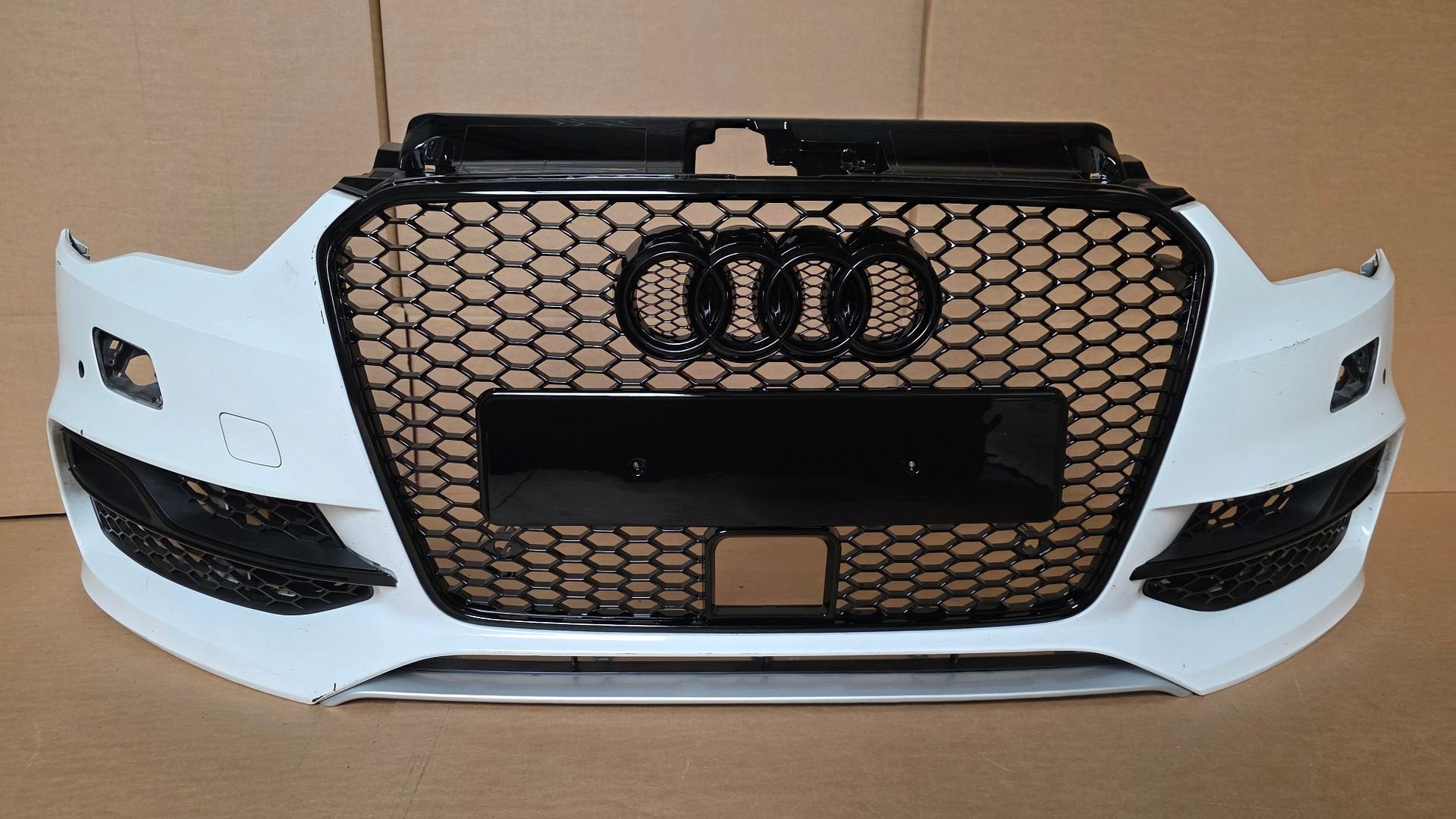 Voorbumper Audi A3 8V S-line S3 6xPDC KLS Limousine bj.2012-, Gebruikt, -, Voor, Ophalen of Verzenden