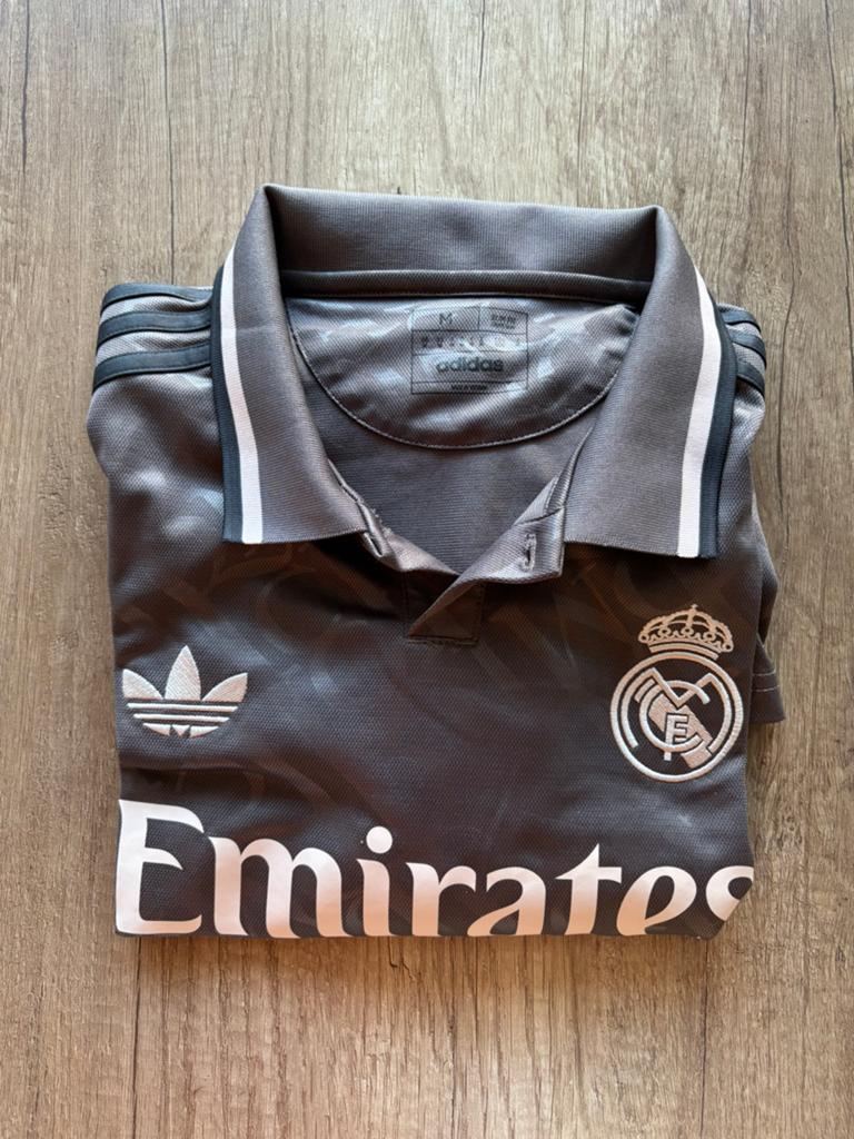 Voetbalshirt Real Madrid, Maat M, Ophalen of Verzenden, Zo goed als nieuw, Shirt