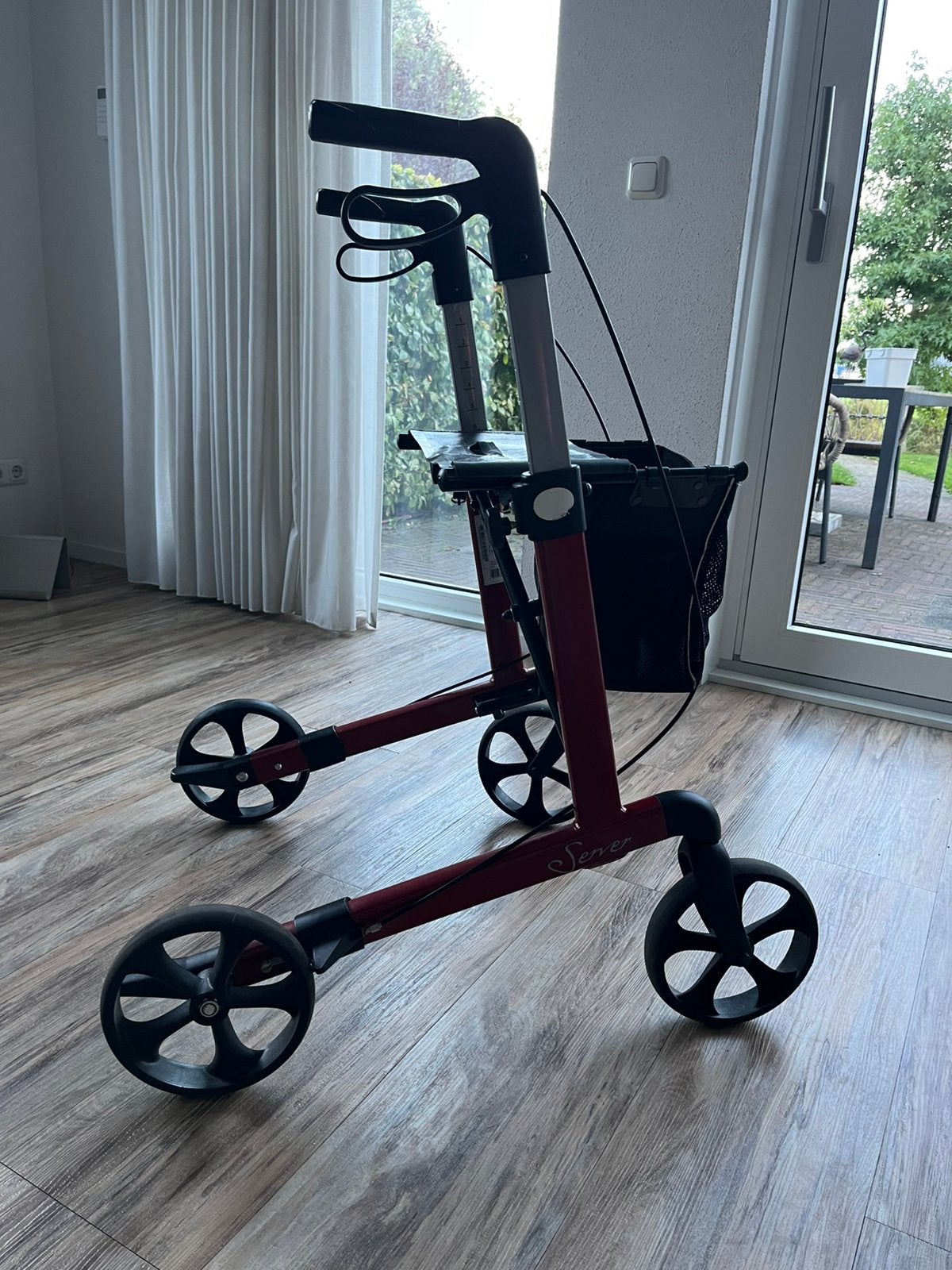 Rollator merk Server, Ophalen of Verzenden, Zo goed als nieuw