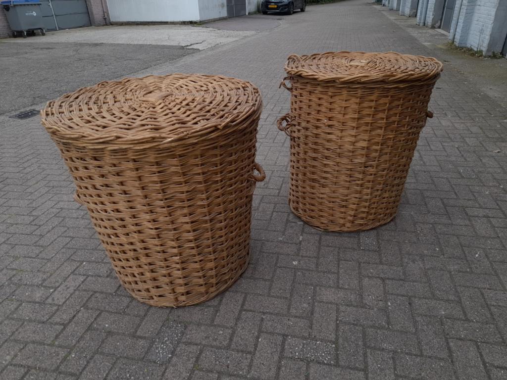 Antieke Franse rieten wijnmanden. xxl, Ophalen