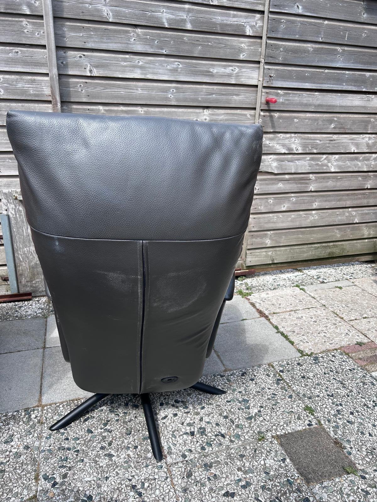 ELEKTRISCHE LUXE LEDEREN FAUTEUIL, Ophalen of Verzenden, Zo goed als nieuw, 75 tot 100 cm, 50 tot 75 cm