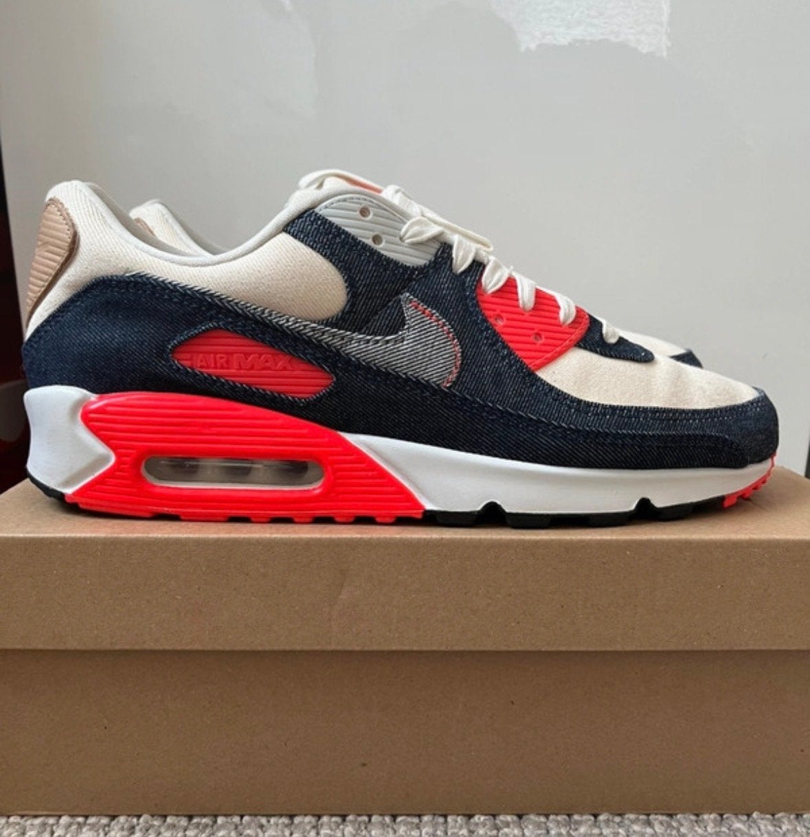 Nike Air Max 90 DENHAM maat 44 - Nieuw in doos, Ophalen of Verzenden, Nieuw, Blauw, Sneakers of Gympen