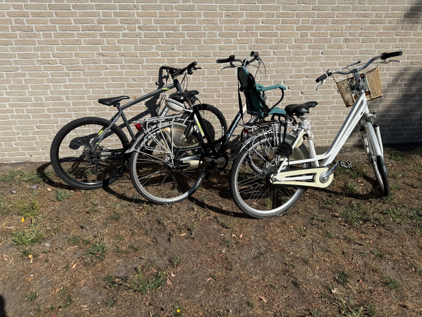 Drie fietsen: mountainbike, Batavus en Union, Ophalen, 28 inch, Gebruikt, Vering