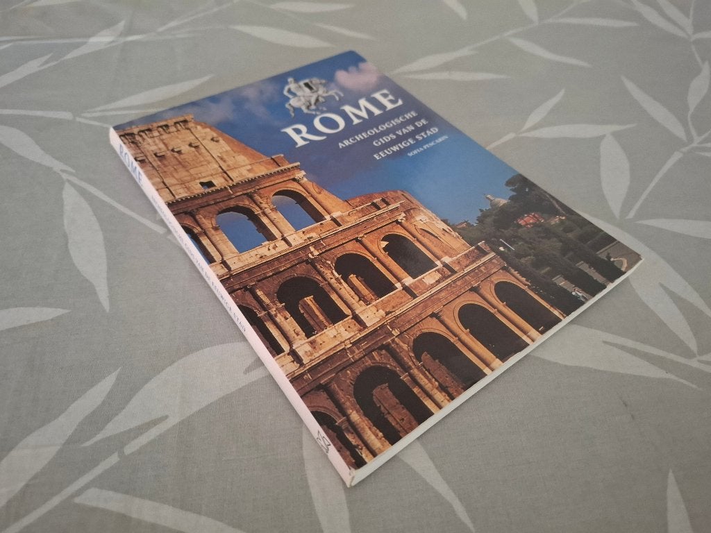 ROME – ARCHEOLOGISCHE GIDS van de Eeuwige Stad, Europa, Ophalen of Verzenden, Reisgids of -boek, Gelezen
