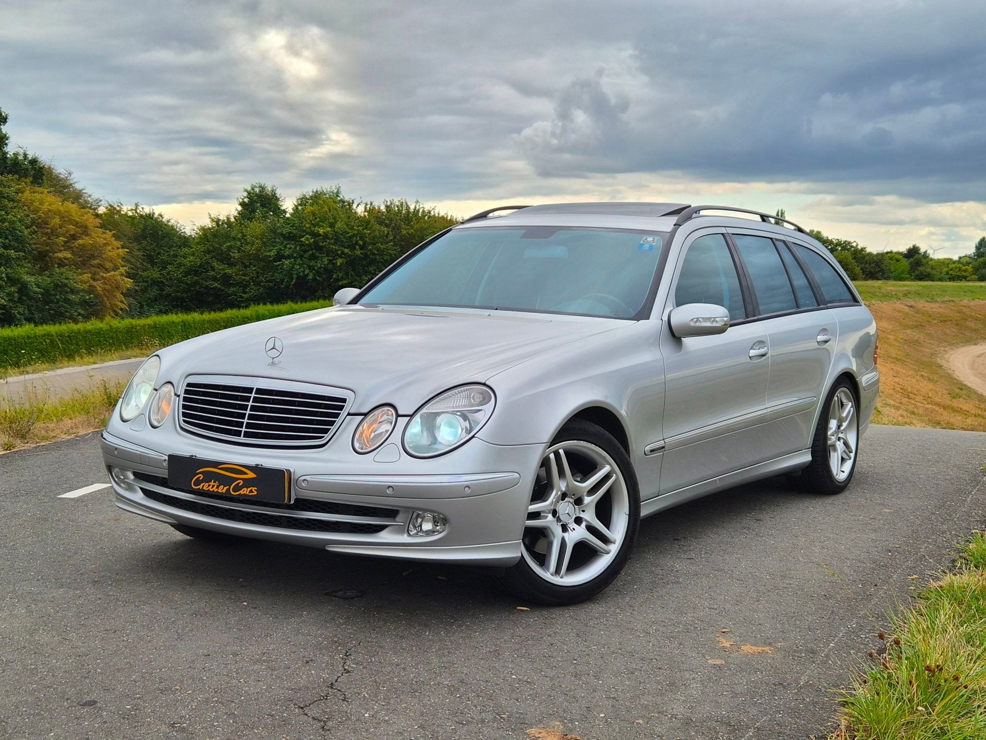 Mercedes-Benz E-klasse Combi 320 Avantgarde | Rijk Uitgerust, Auto's, Automaat, Dealer onderhouden, Achterwielaandrijving, Gebruikt
