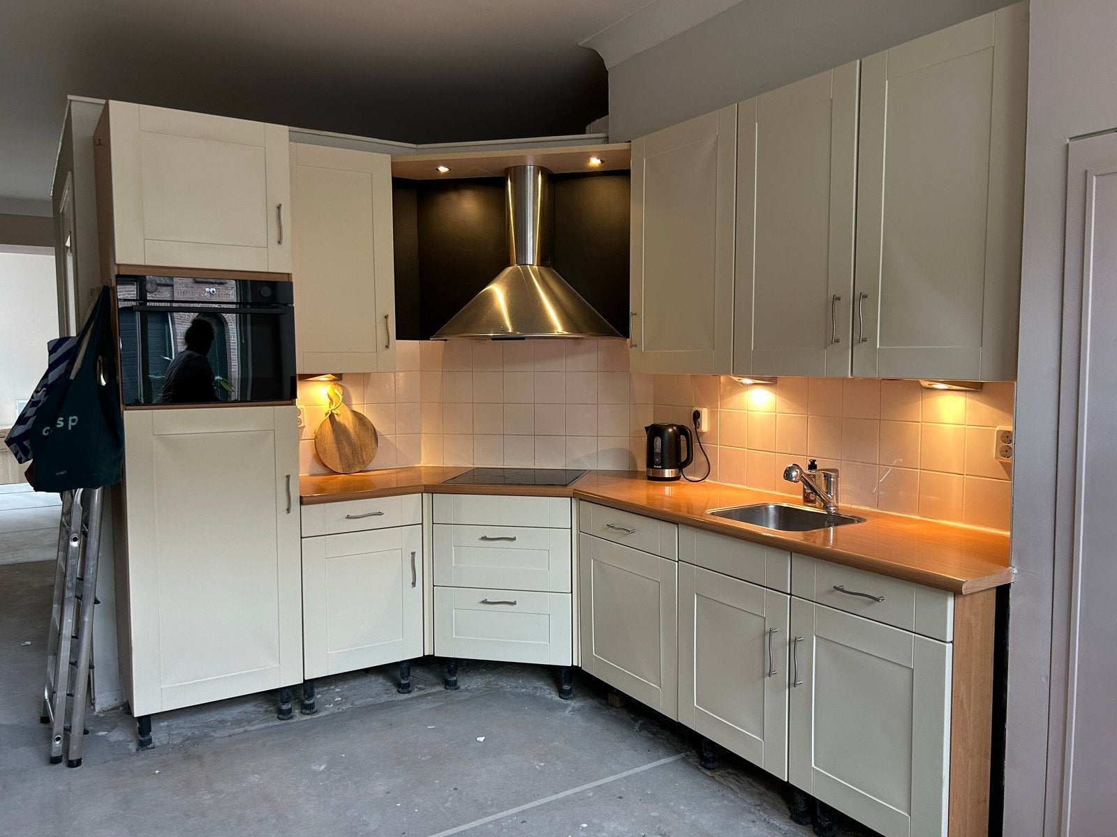 Gebruikte hoekkeuken met koelkast, zelf demonteren, Huis en Inrichting, Keuken | Complete keukens, Ophalen, Gebruikt, Hoekkeuken