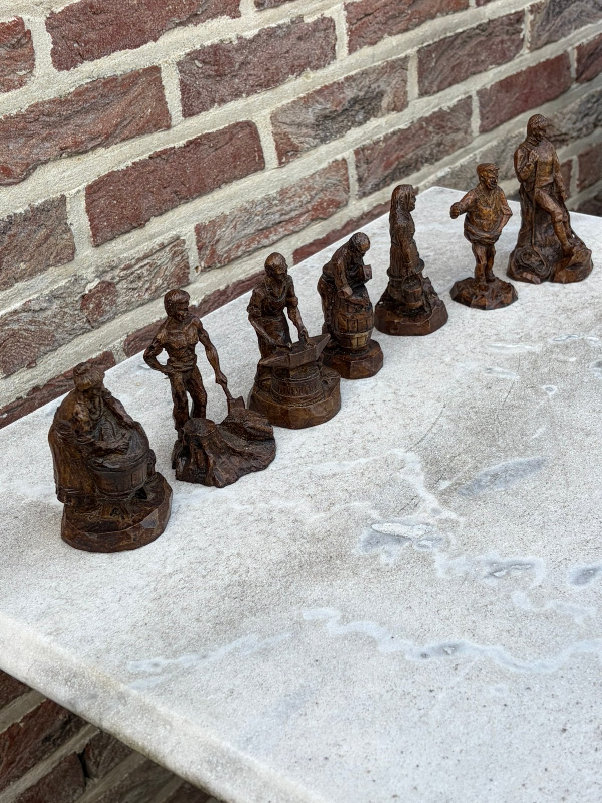 7 beeldjes Rene Bidal ( ambachten), Ophalen