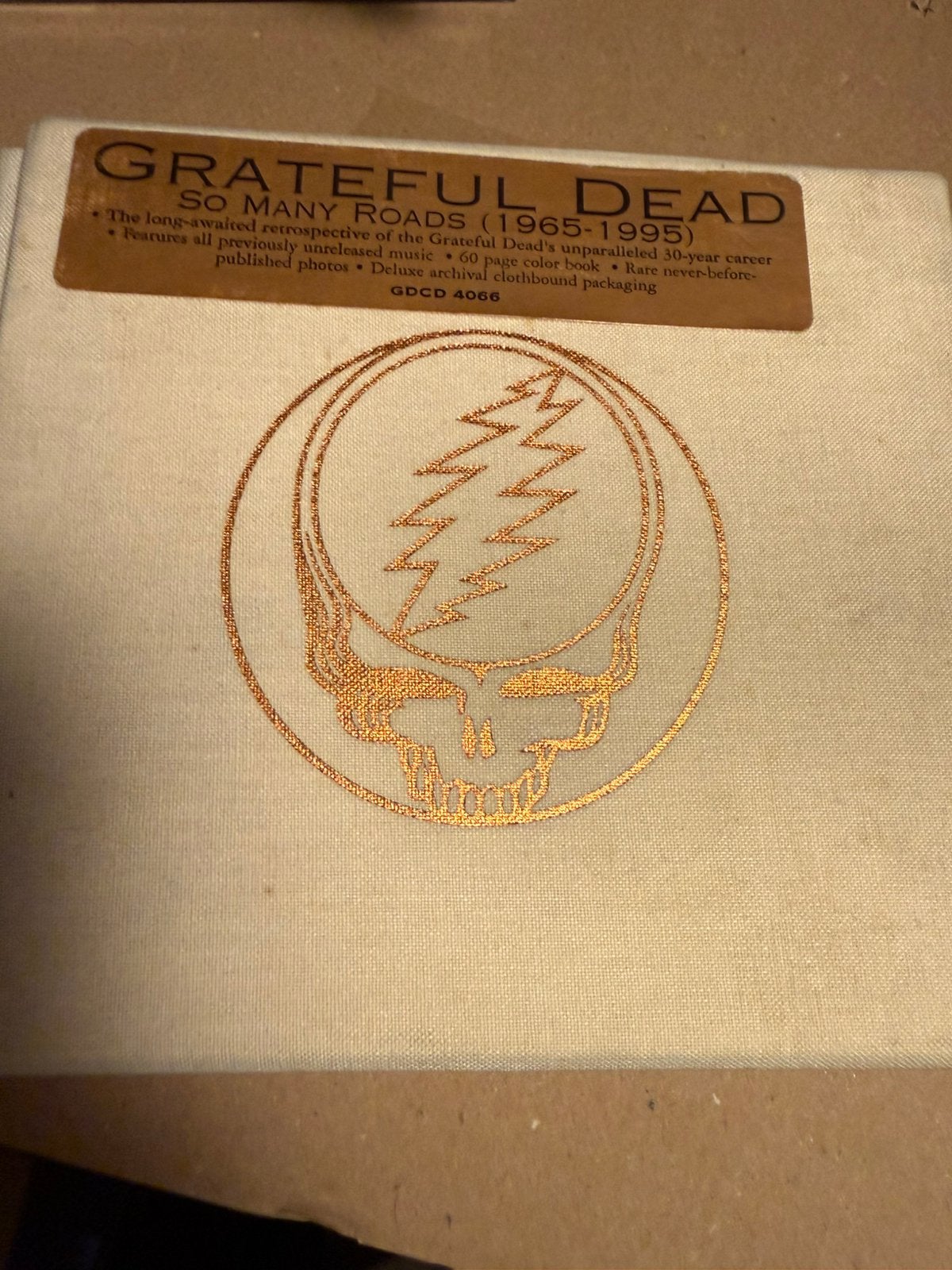 5 cd box grateful dead so many roads 1965-1995, Ophalen of Verzenden, Zo goed als nieuw, Poprock