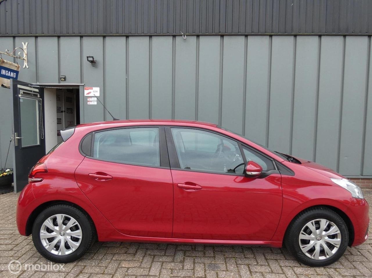 Peugeot 208 1.2 PureTech Blue Lion Navi - Airco - Cruise - A, Auto's, Voorwielaandrijving, Stof, 1199 cc, 82 pk