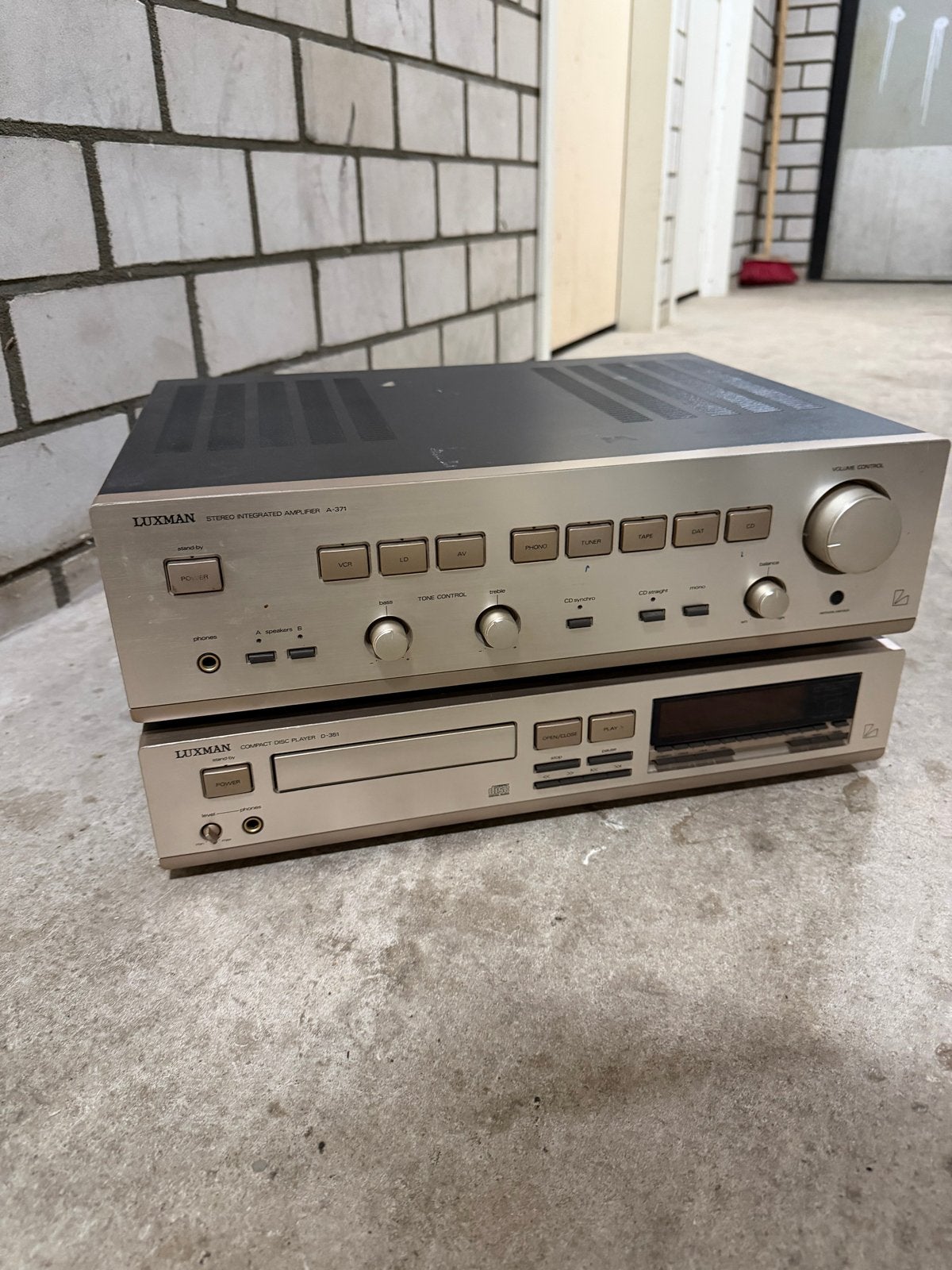 Luxman A371, D351 (champagne) & T111L (zwart), Ophalen of Verzenden, Gebruikt, Overige merken