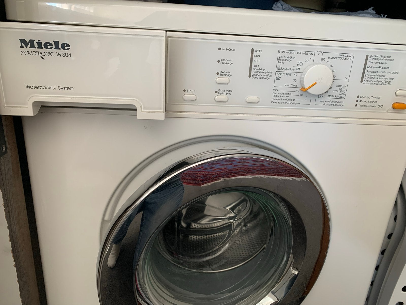 Miele Novotronic W 304 wasmachine (1200 toeren), Ophalen, Gebruikt, Voorlader, Kort programma