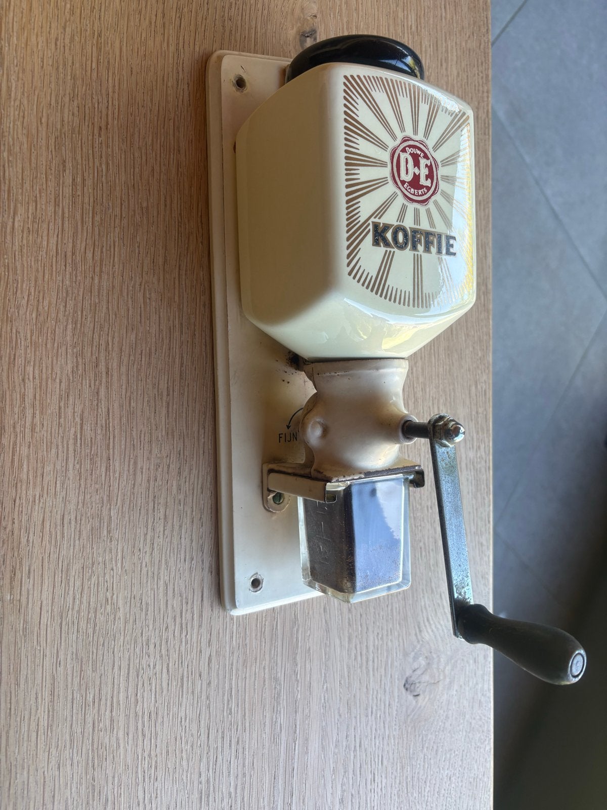 Vintage Douwe Egberts DE KOFFIE wandkoffiemolen, Ophalen of Verzenden