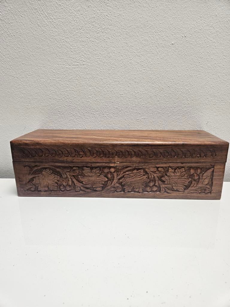 Handgesneden houten (wijn)kist uit Bali - Nieuw, Minder dan 50 cm, Nieuw, Minder dan 50 cm, Ophalen of Verzenden