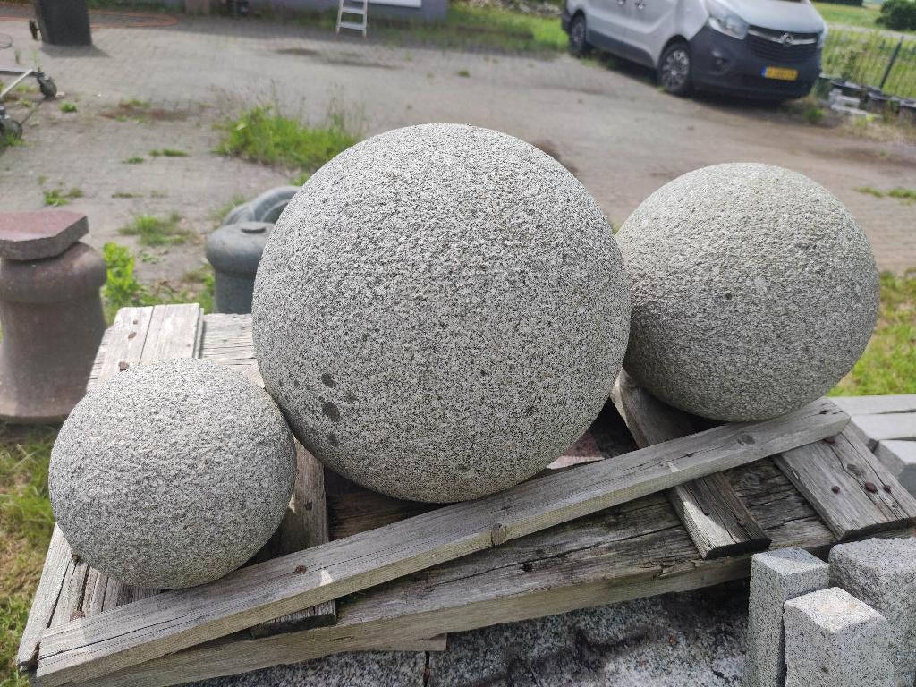 Te koop 3x Granieten bollen, Ophalen, Gebruikt, Graniet, Overige typen