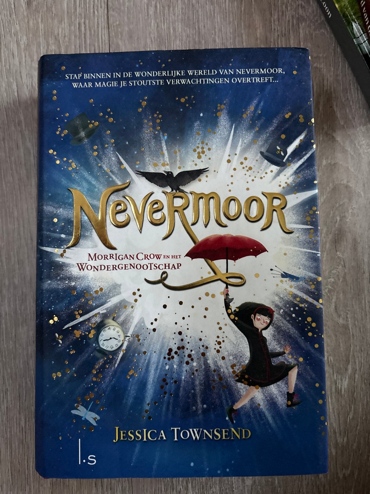 Nevermoor: Morrigan Crow en het Wondergenootschap, Boeken, Ophalen of Verzenden, Zo goed als nieuw, Fictie algemeen