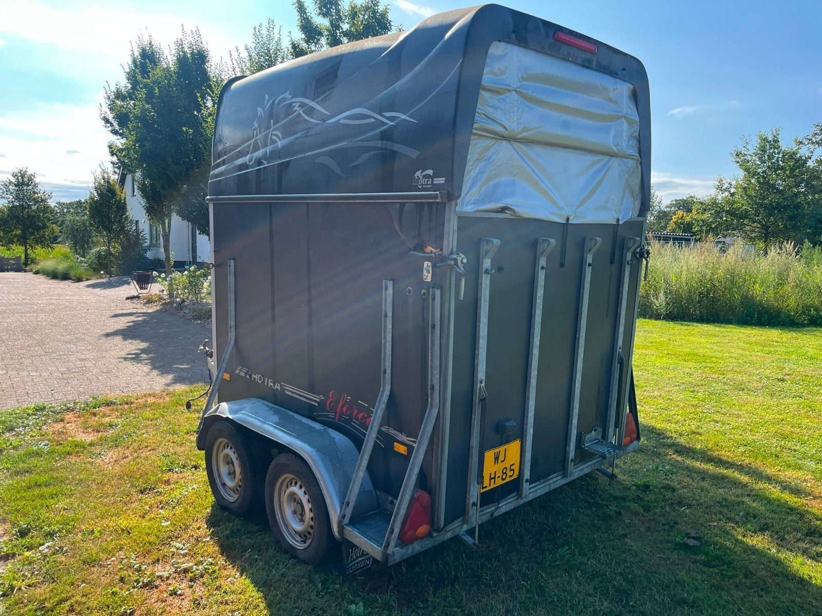 Hotra Eforce 2-paards trailer uit 2003 - Opknapper, Ophalen