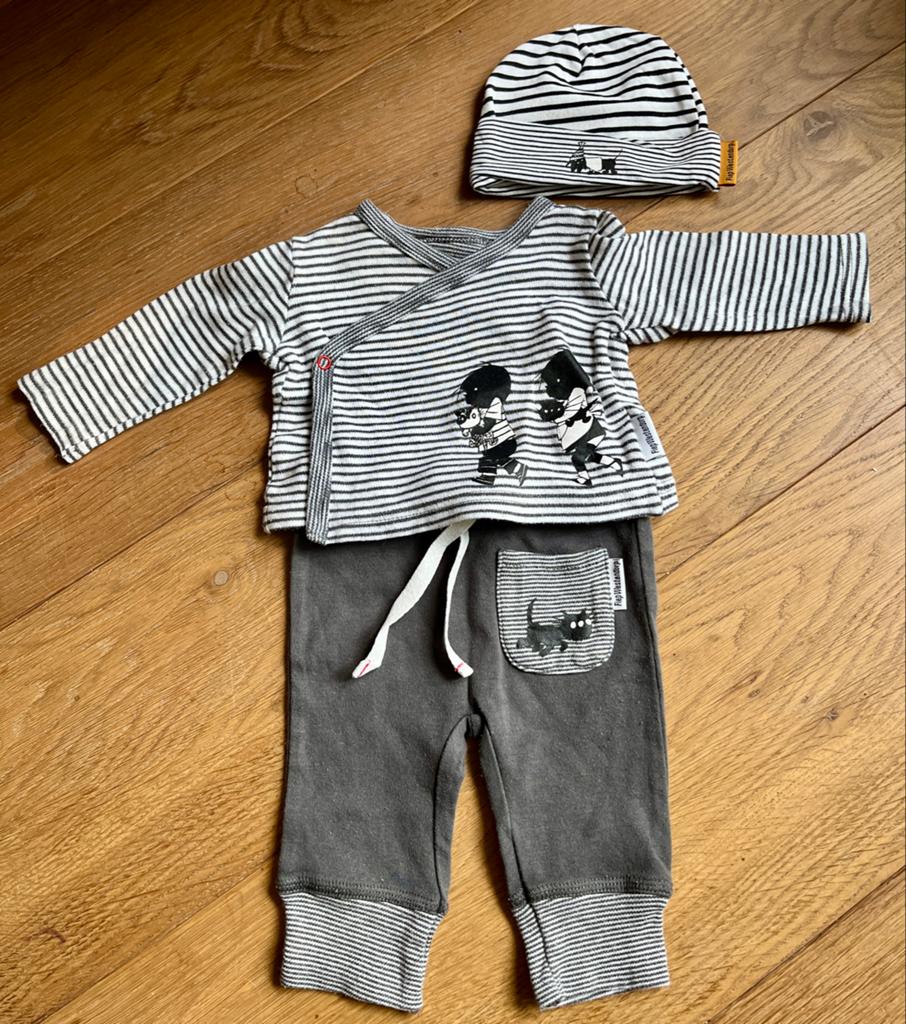Hema Jip & Janneke set: Overlagshirtje, Broek, Muts - 50/56, Ophalen of Verzenden, Zo goed als nieuw, Jongetje of Meisje, Setje