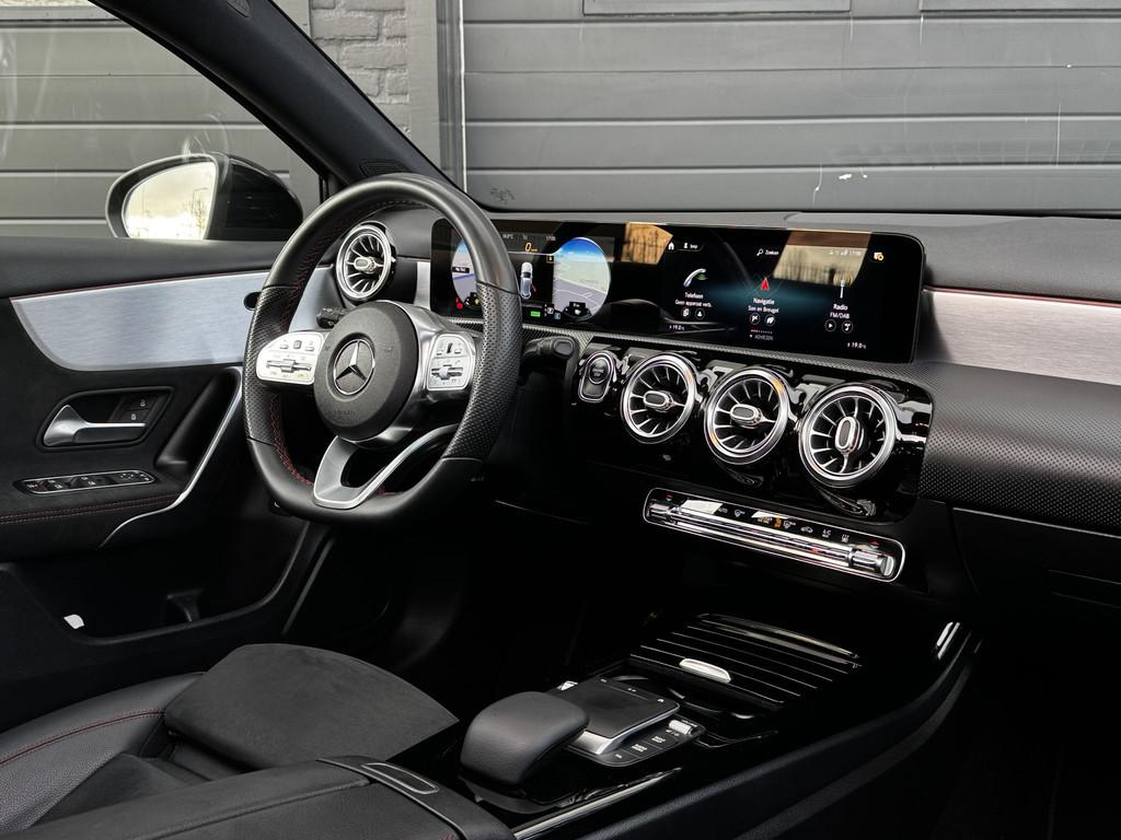 Mercedes-Benz A-Klasse 250 e Business Solution AMG Limited 9, Gebruikt, 4 cilinders, Blauw, Bedrijf
