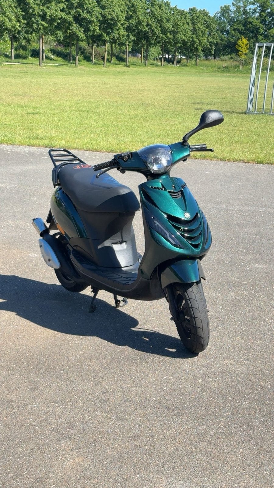 Zip 50cc 2 takt, Fietsen en Brommers, Scooters | Piaggio, Zo goed als nieuw, Zip, Maximaal 45 km/u, Tweetakt, Ophalen