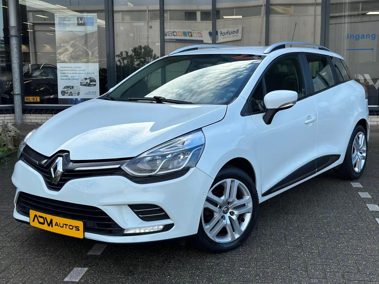 Renault Clio Estate, Stof, Gebruikt, Zwart, 4 cilinders