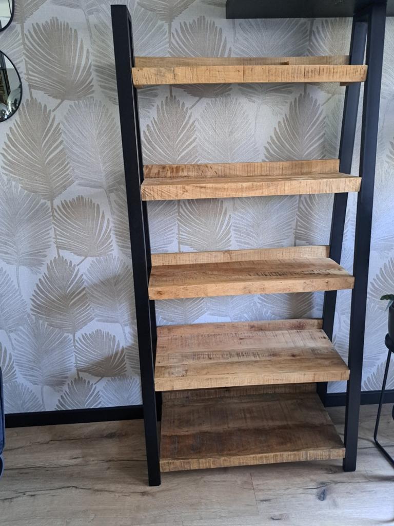 Stoere mango houten kast met zwart metalen frame, Overige houtsoorten, Met plank(en), Gebruikt, Industrieel, Modern