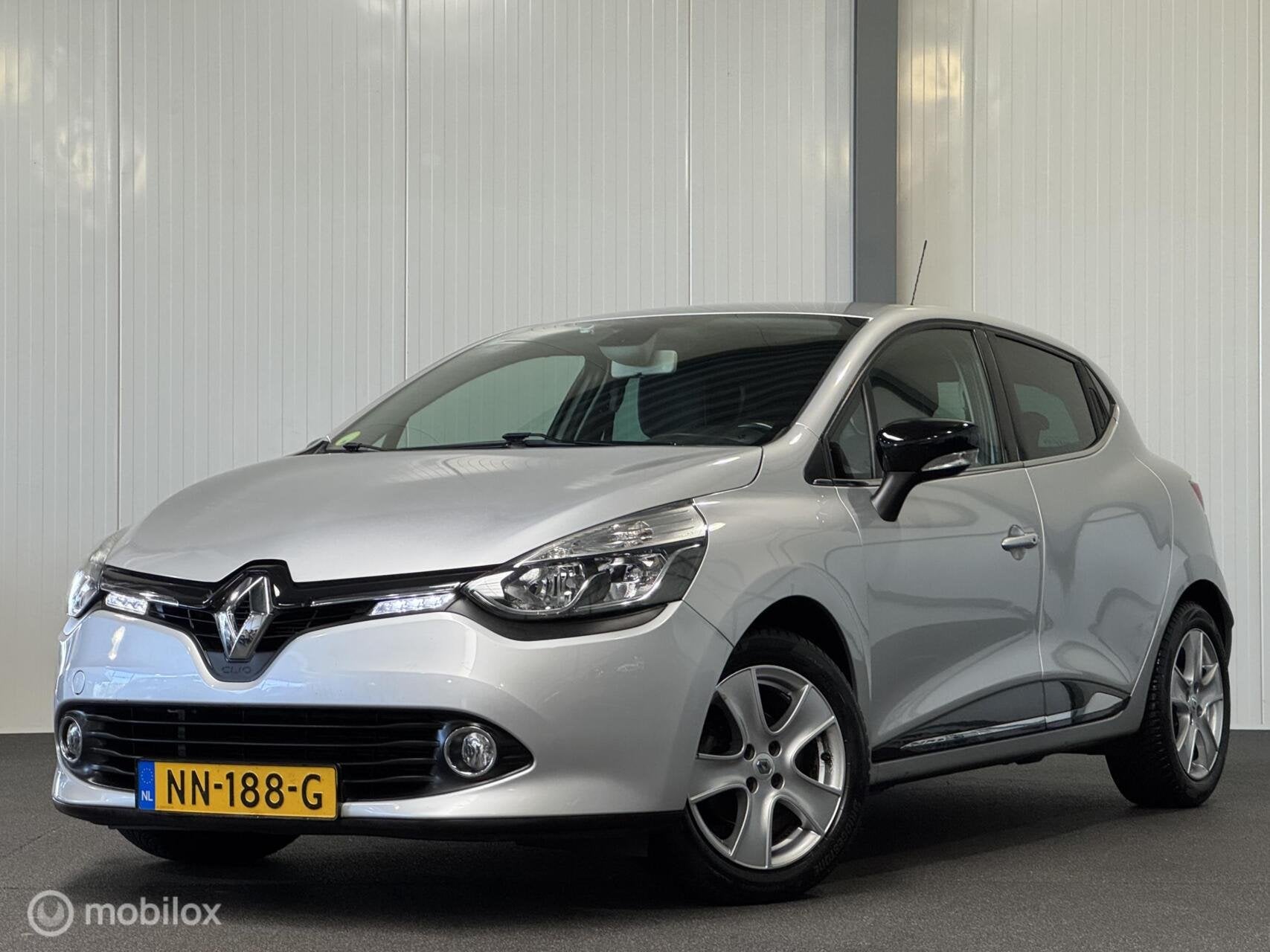 Renault Clio 1.5 dCi ECO Dynamique [ ZGOH clima trekhaak cru, Voorwielaandrijving, Euro 6, 31 km/l, 90 pk