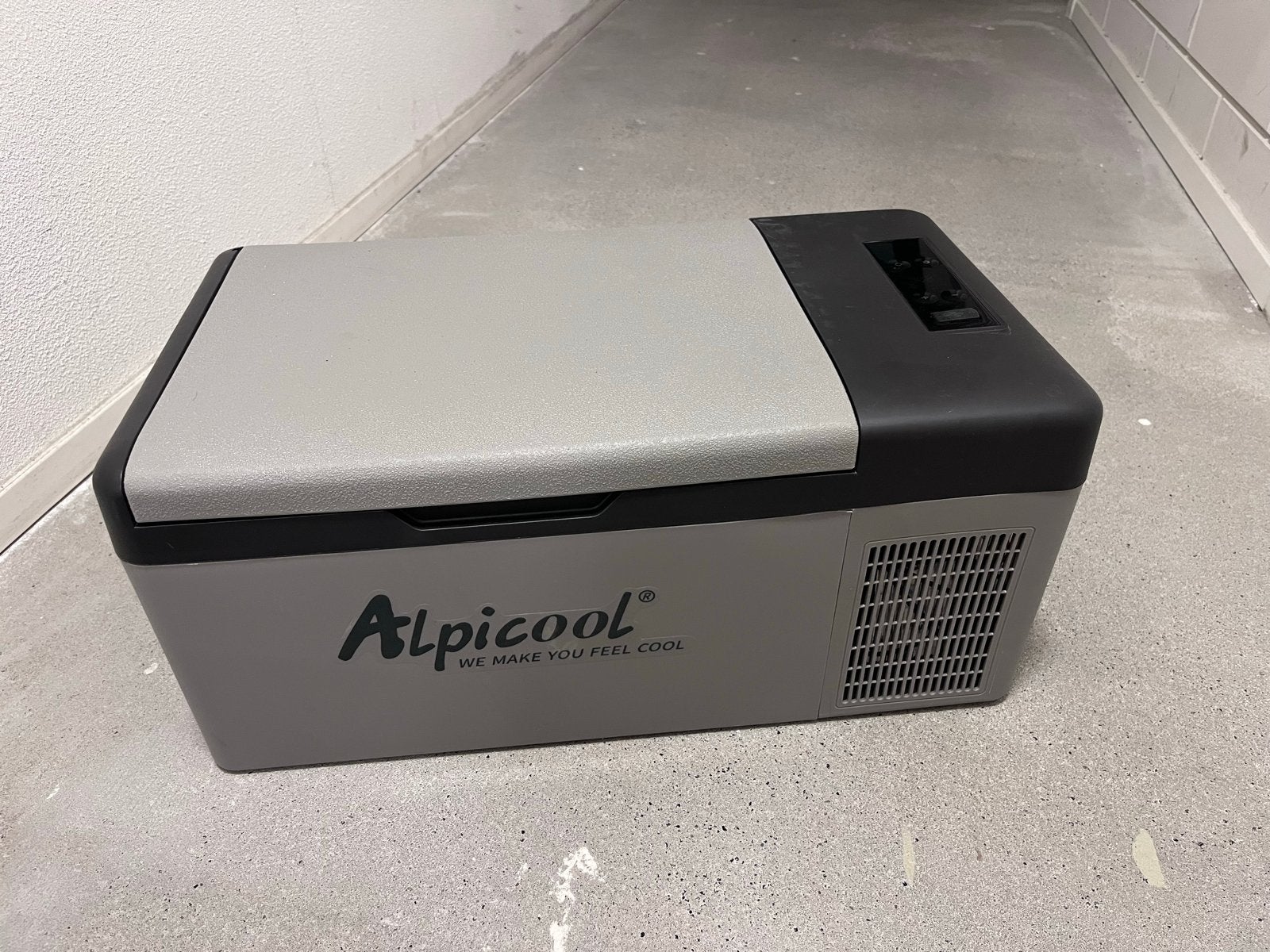 Alpicool elektrische koelbox 12V - Perfect voor onderweg!, Caravans en Kamperen, Ophalen of Verzenden, Gebruikt, Koelbox, Elektrisch