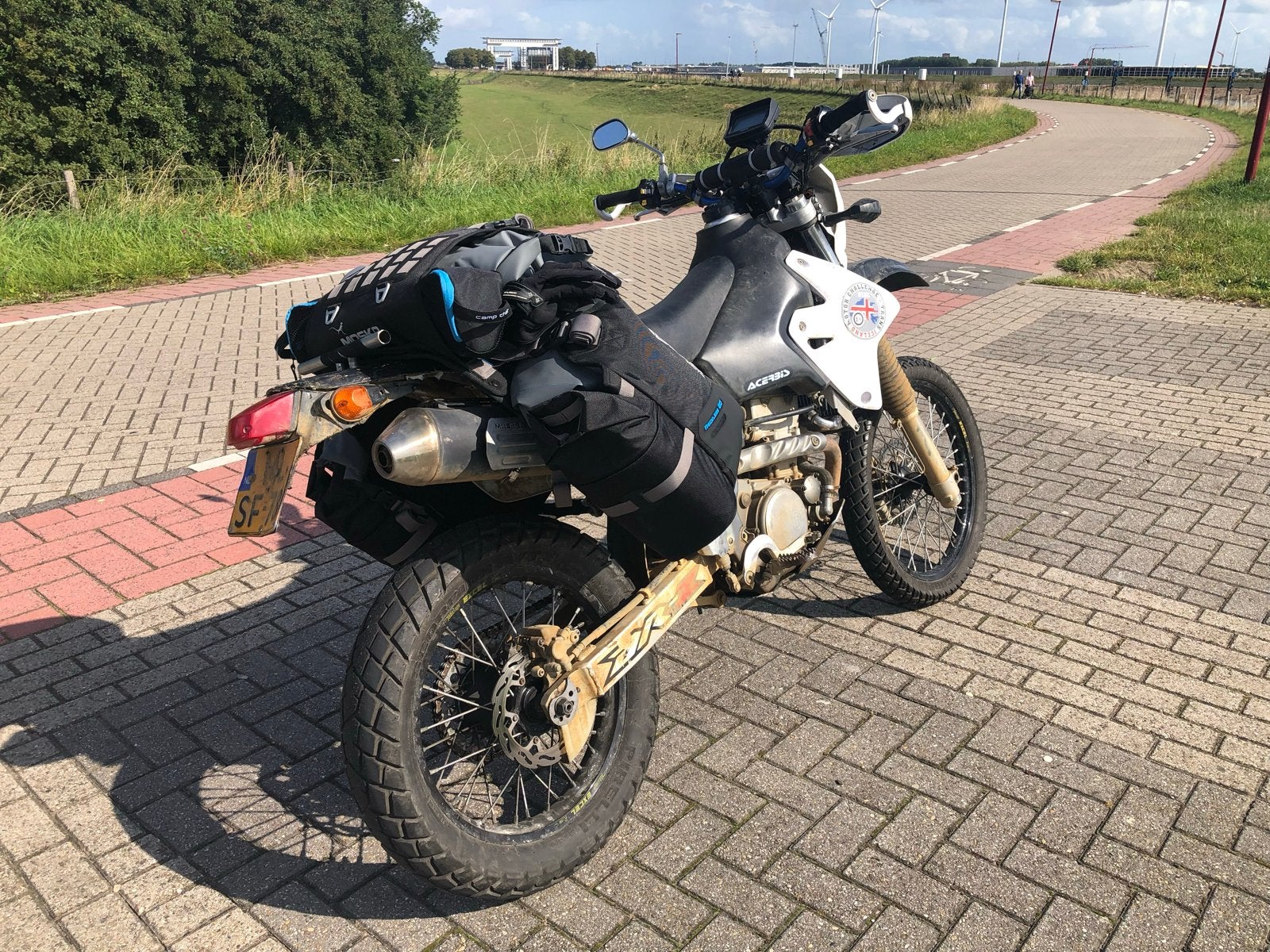 Unieke Suzuki DR-Z400S: Klaar voor Wereldreis & Offroad!, Motoren, Motoren | Suzuki, Gebruikt, Particulier, Meer dan 35 kW, Enduro