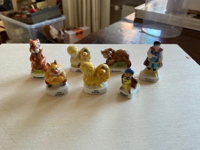 Feves Disney, Ophalen of Verzenden, Overige figuren, Zo goed als nieuw, Beeldje of Figuurtje