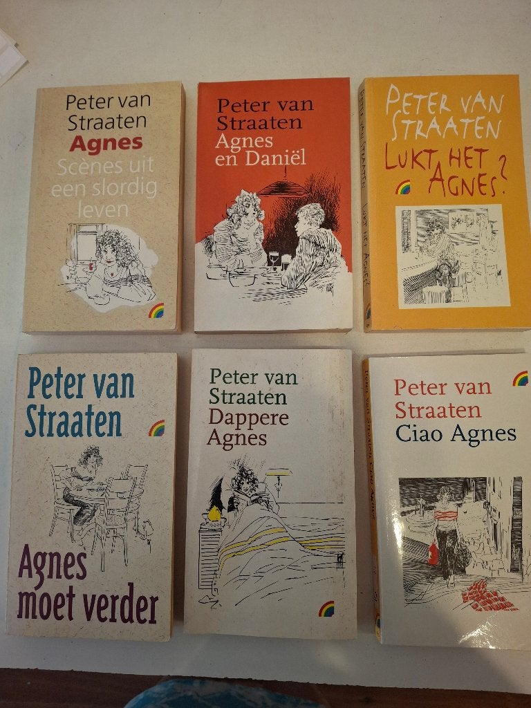 Peter van Straaten - Agnes - 6 zeer leuke pockets !, Ophalen of Verzenden, Zo goed als nieuw, Verhalen