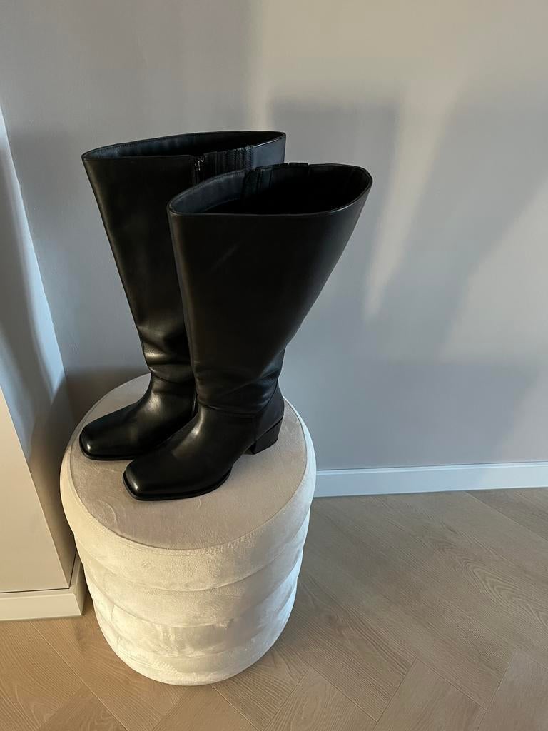 Zwarte laarzen van JJ Footwear maat 40, Kleding | Dames, Schoenen, Ophalen of Verzenden, Zo goed als nieuw, Zwart, Hoge laarzen