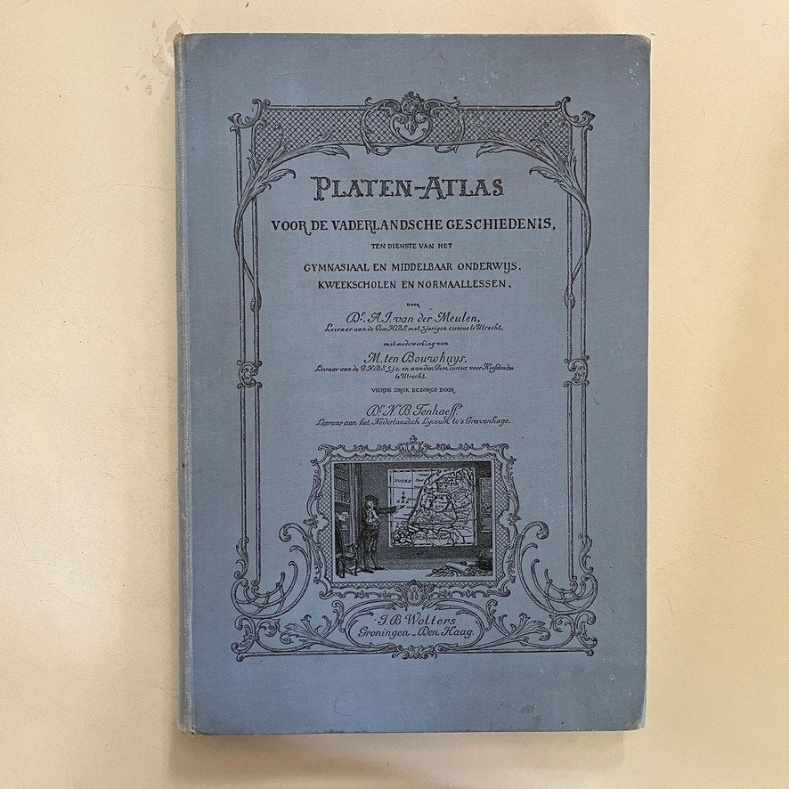 Antieke platenatlas Vaderlandse geschiedenis, Ophalen of Verzenden, Gelezen