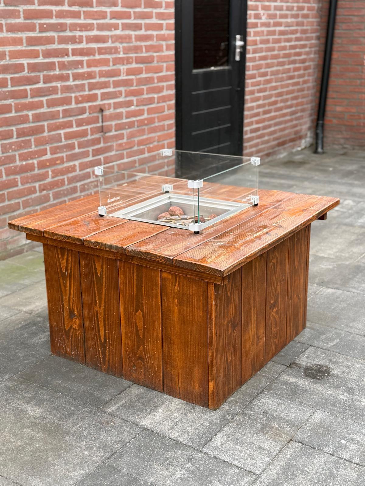 Houten vuurtafel met glazen ombouw, Ophalen, Gebruikt