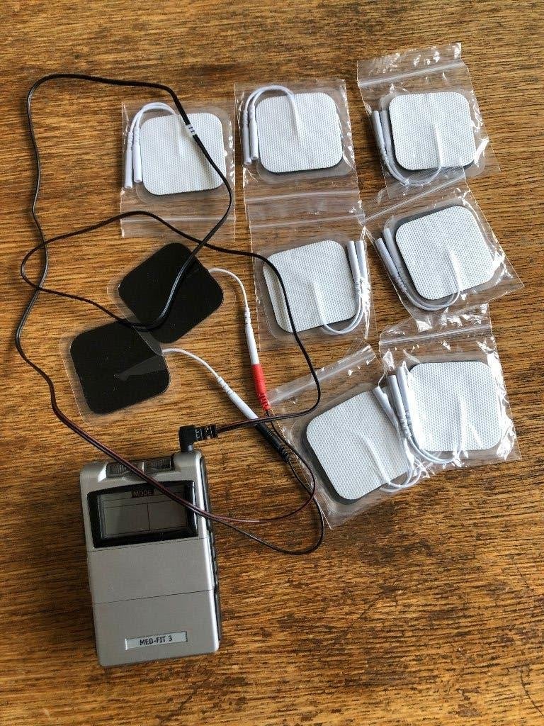 Tens EMS pijntherapie apparaat spierstimelator EV-806 + pats, Ophalen of Verzenden, Zo goed als nieuw, Overige typen