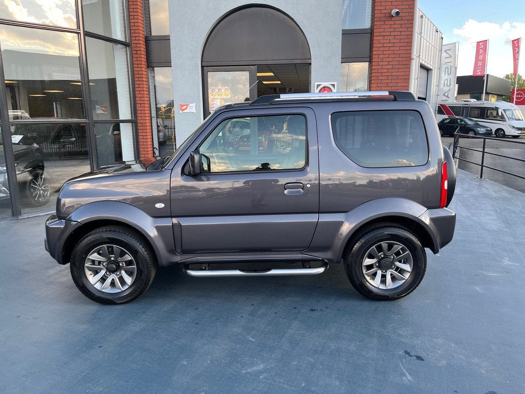 Suzuki JIMNY 1.3 Exclusive 4X4 LEDER STOELVERWARMING AIRCO, Auto's, Suzuki, Stoelverwarming, Gebruikt, Euro 6, 4 stoelen