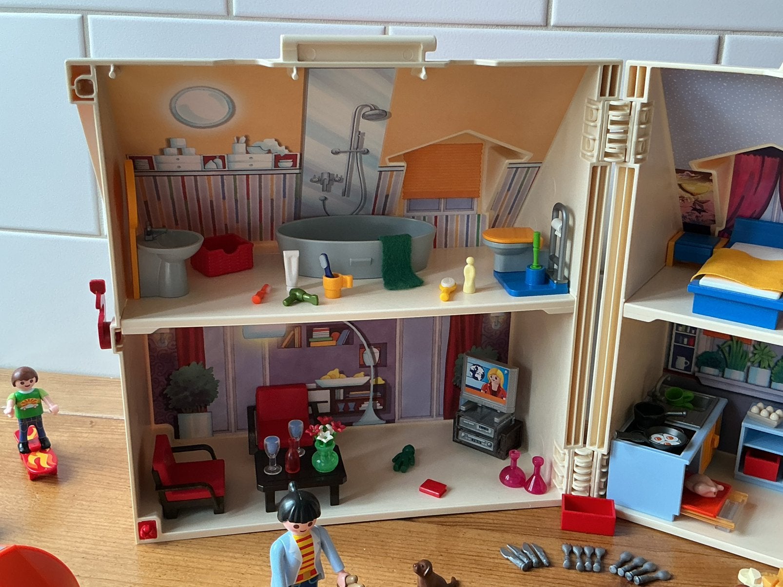 Foto 14 van PLAYMOBIL UITGEBREID MEENEEM POPPENHUIS 🛝🪁 SUPERSET !!