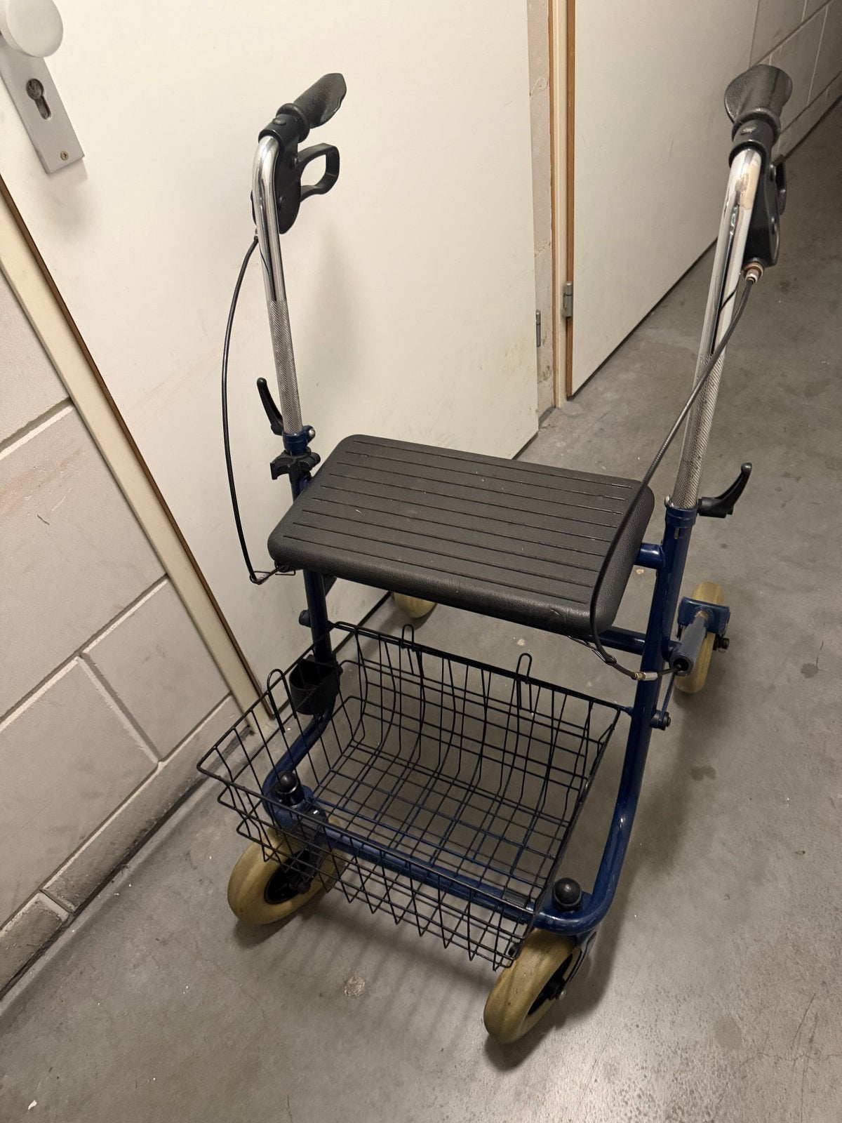 Rollator, Ophalen of Verzenden, Gebruikt