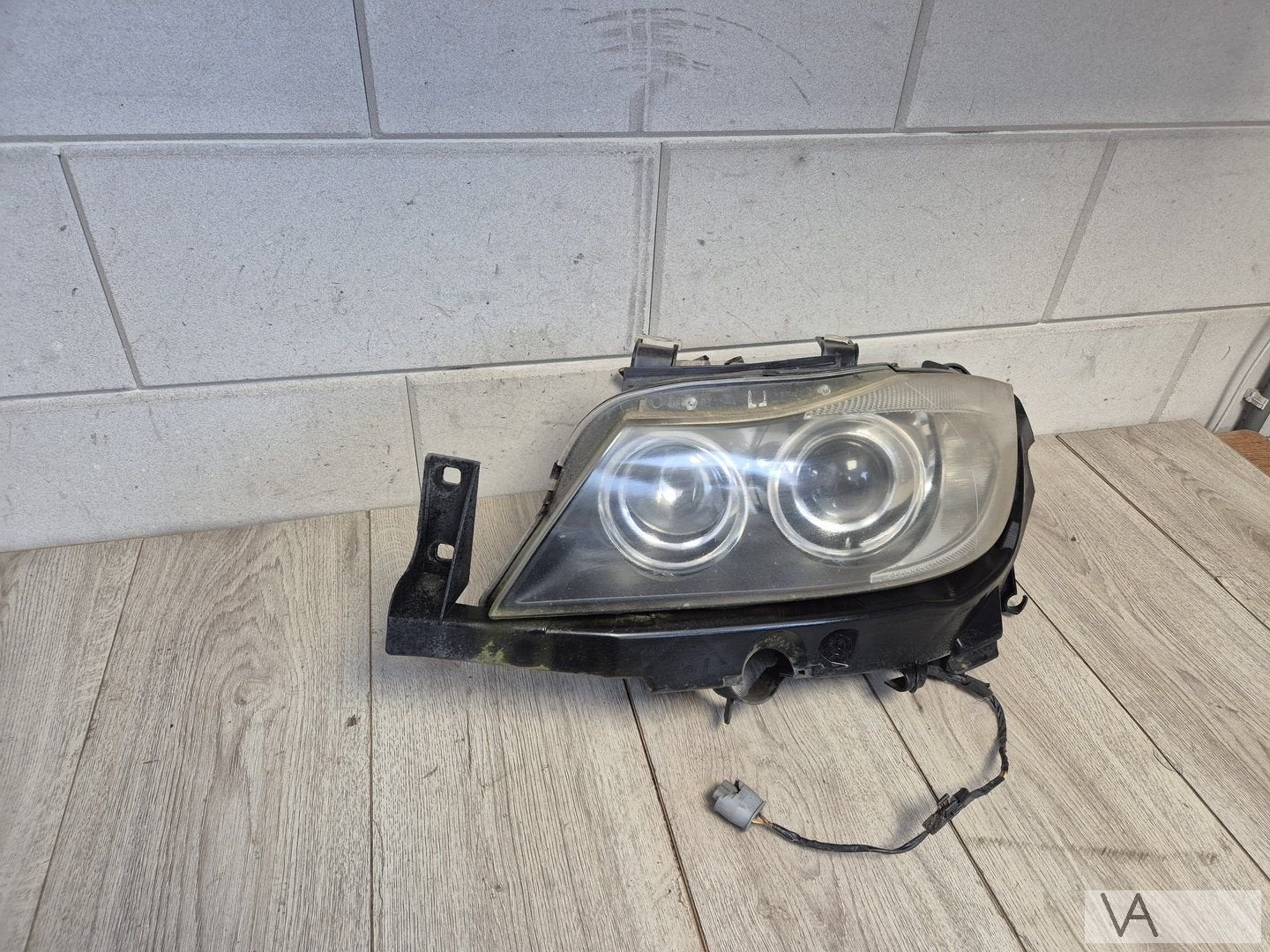 Koplamp links XENON van BMW 3 serie E90 E91 2005 - 2009 €125, Gebruikt, -, -, Ophalen of Verzenden