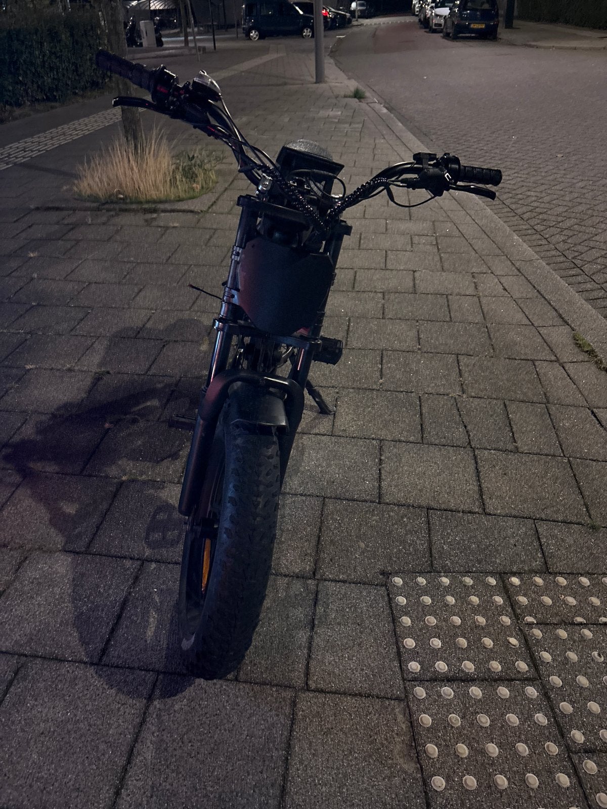 Custom V20 Pro E-bike - Ketting en motorkabel defect, Fietsen en Brommers, Elektrische fietsen, Ophalen, Gebruikt, Overige merken