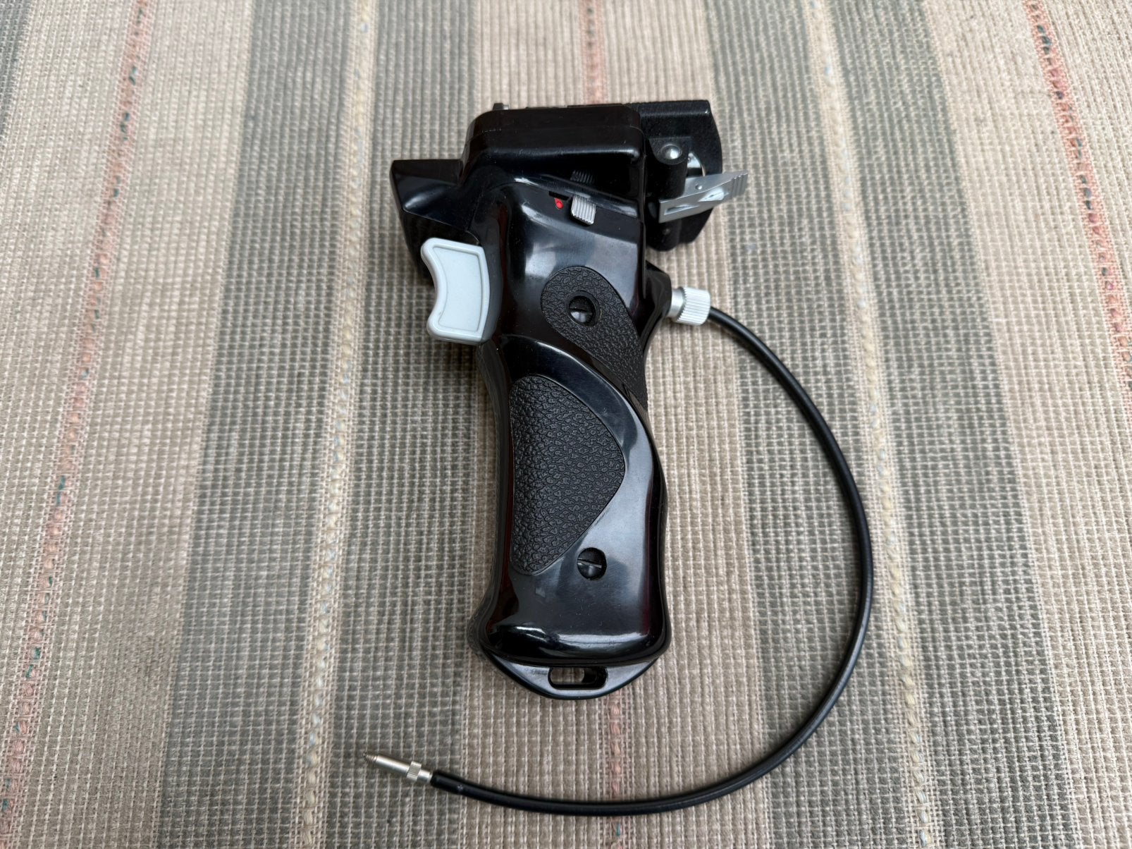 Rolleiflex 2.8 3.5 Rollei TLR Pistol Hand Grip Cable Release, Ophalen of Verzenden, Zo goed als nieuw