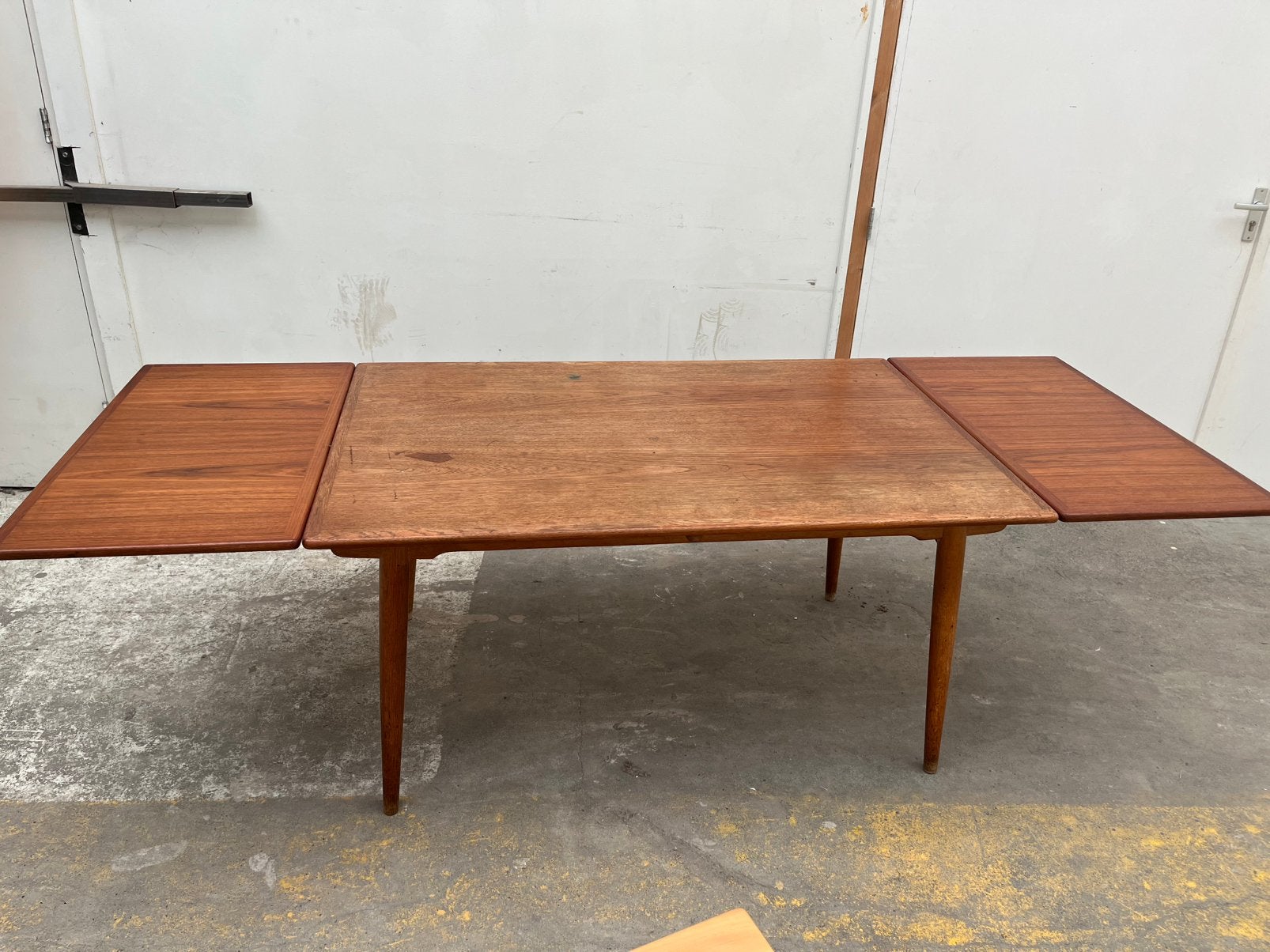 Retro vintage eettafel Hans J. Wegner Denemarken AT 312 Tuck, Ophalen of Verzenden, Huis en Inrichting