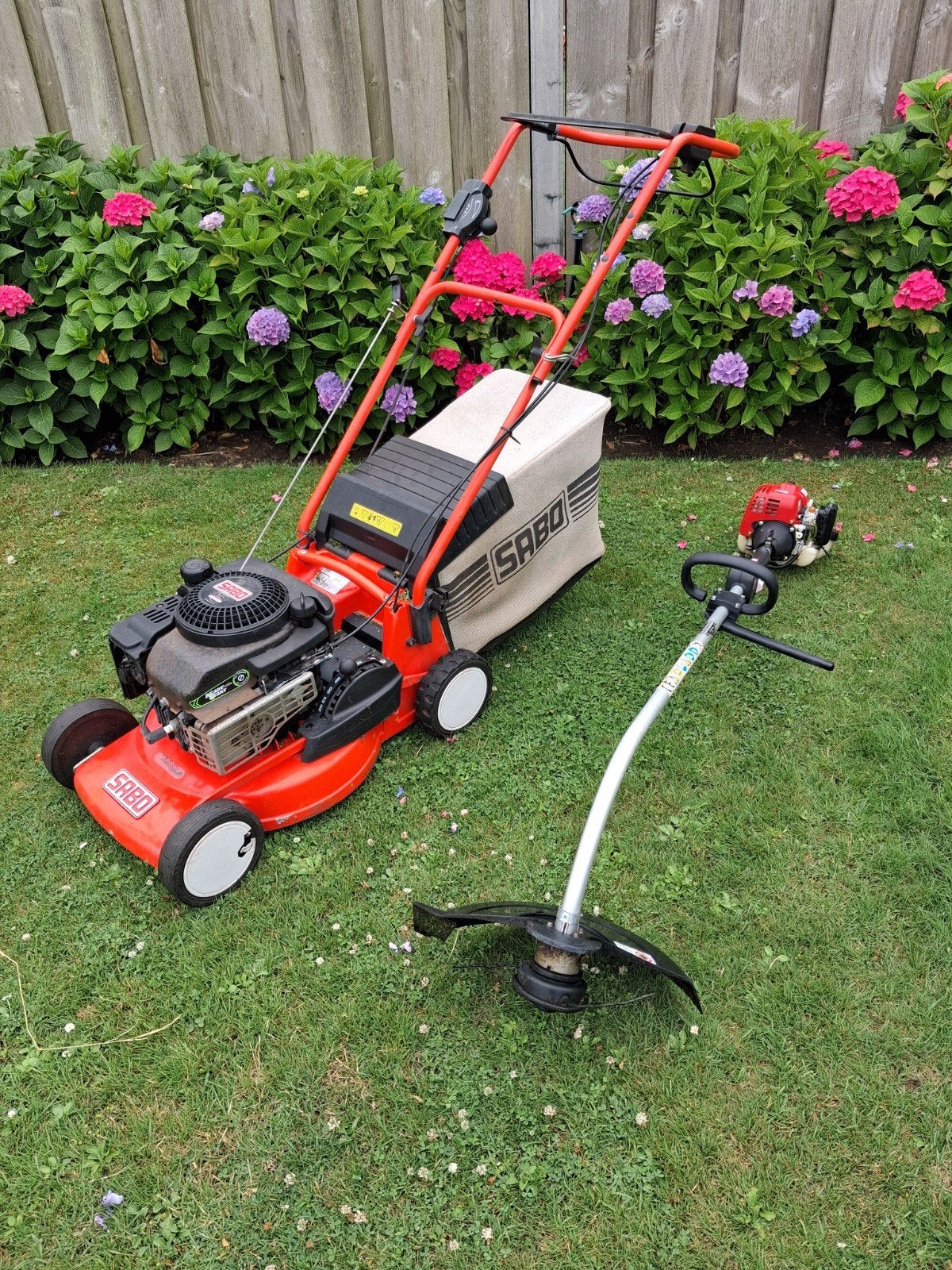 Sabo grasmaaier en solo trimmer, Ophalen