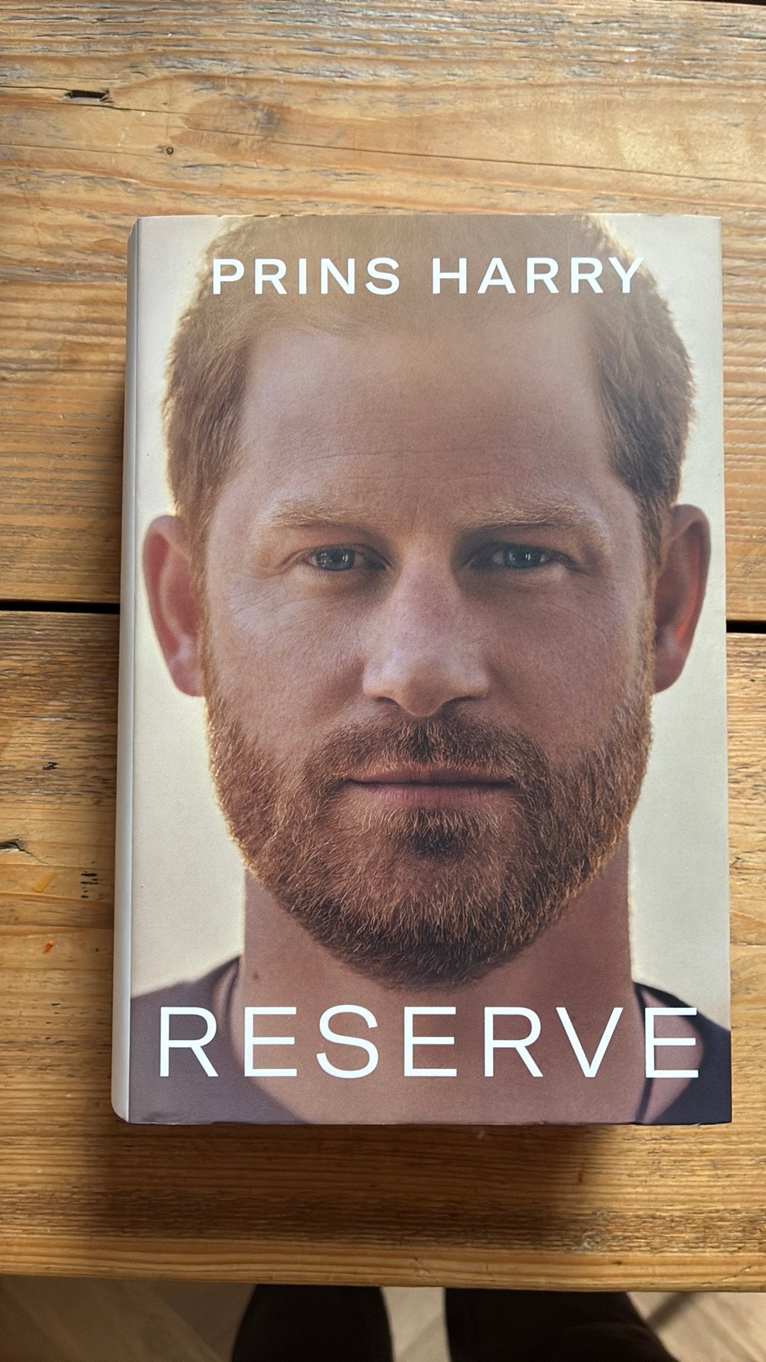 Harry Hertog van Sussex - Reserve, Ophalen of Verzenden, Zo goed als nieuw, Harry Hertog van Sussex