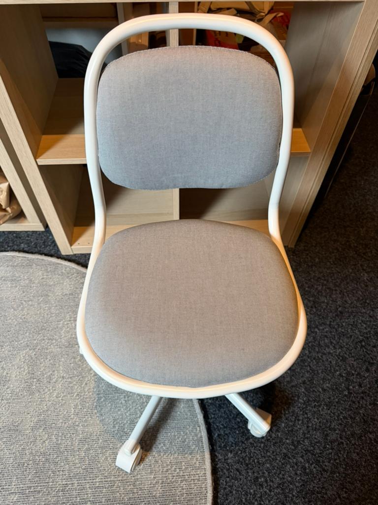 KinderBureaustoel orfjall ikea, Ophalen, Zo goed als nieuw