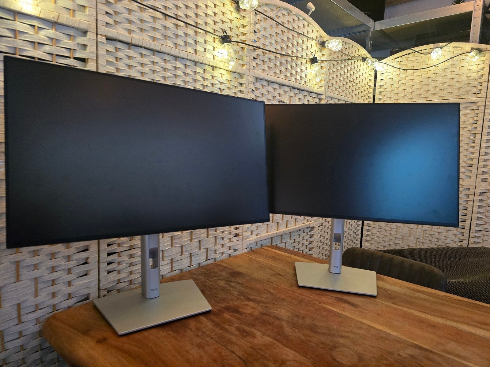 25x Dell U2422HE monitor zonder voet met vesa mogelijkheid!, Ophalen of Verzenden