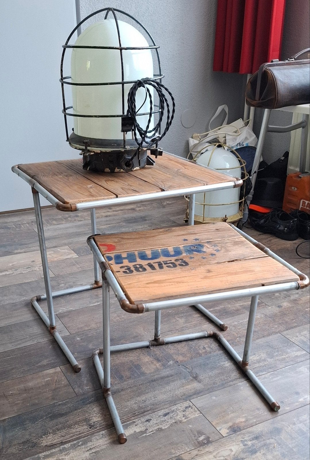 Industriële bijzettafels met lamp - Set van 2, Ophalen, Minder dan 45 cm, Minder dan 55 cm, Gebruikt