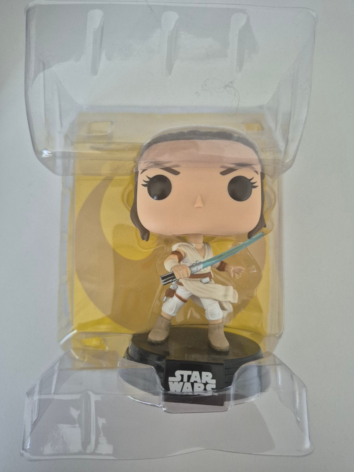 Funko Pop! Star Wars Rey met Lichtzwaard (doos inbegrepen), Ophalen of Verzenden, Zo goed als nieuw, Actiefiguurtje